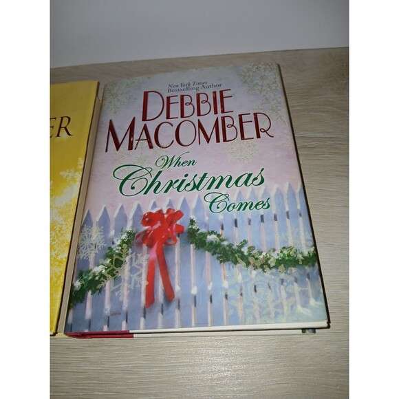 When Christmas Comes & There's Something About Christmas Books Debbie Macomber - Picture 9 of 12